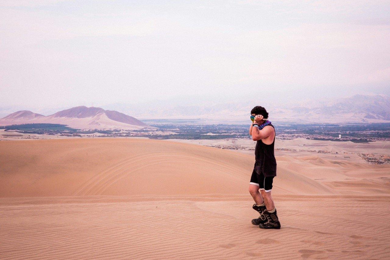 Sandboarding Peru