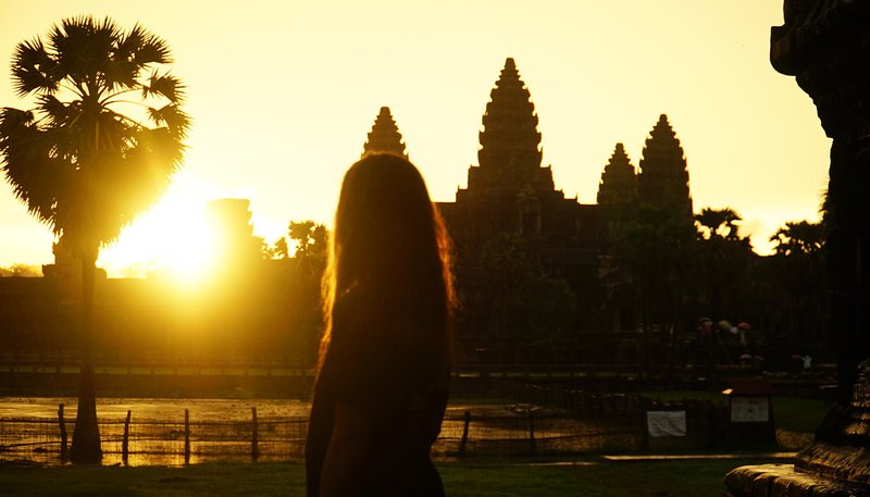 Intro Travel Vietnam And Cambodia Intro Group Tours Exploring Angkor Wat Temple