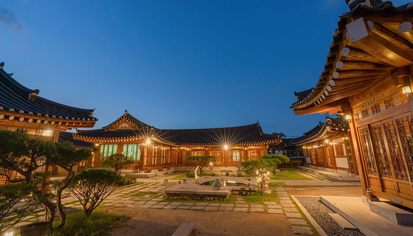 Gyeongju_Hwangnamguan_village
